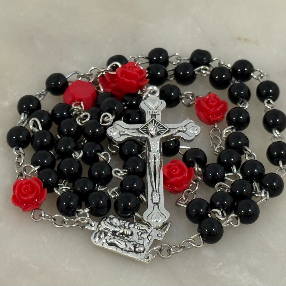 NEW Red Rose + Black Beaded Rosary